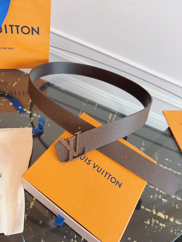 ルイヴィトンベルト側面デザイン